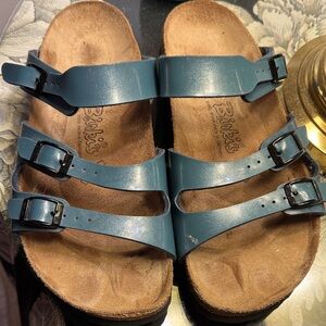 Birkenstock Florida (Birk’s) shiny blue metallic leather Womans size 10